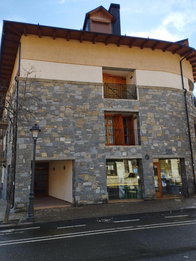 Appartement Check-In Casas Casa Pedro à Benasque Extérieur photo